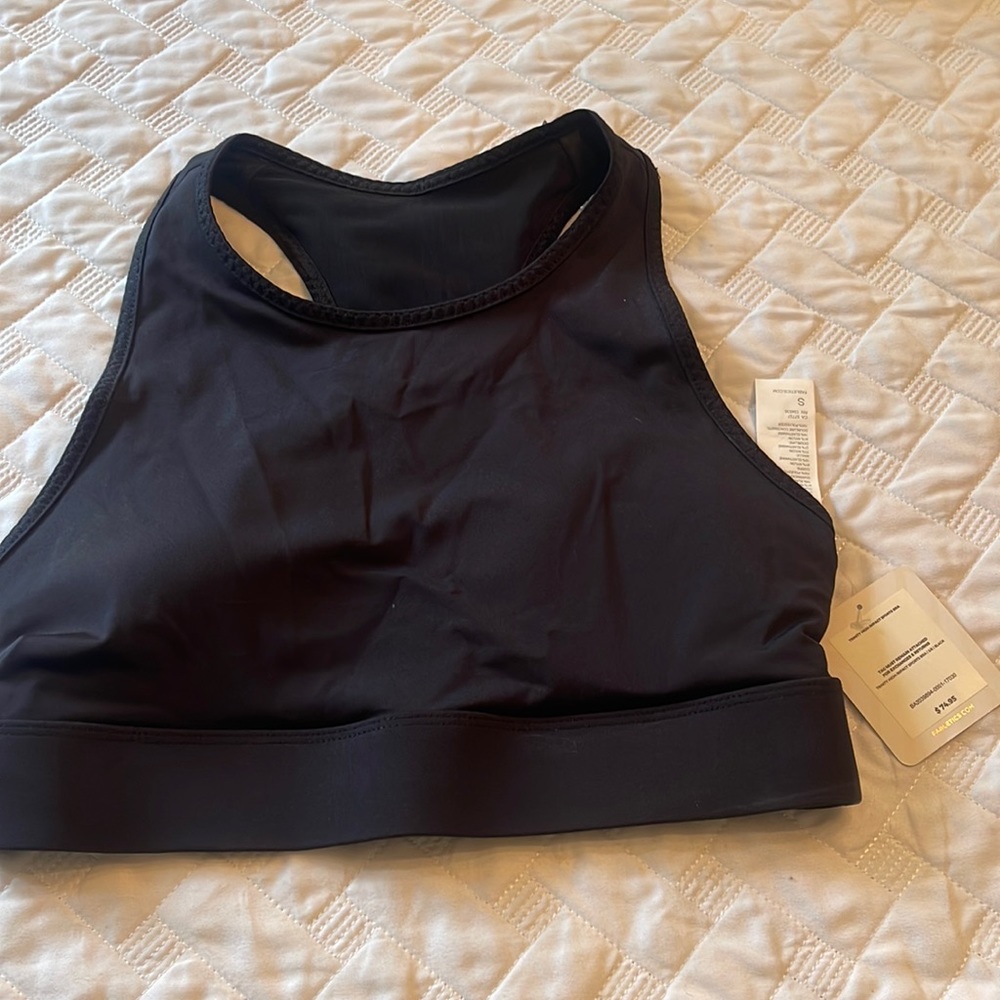Fabletics NWT S black sports bra